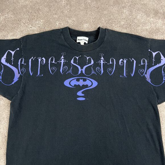 Black Vintage Secrets Batman T-shirt Single Stitch Size L One Size Comic Cartoon - Picture 2 of 4
